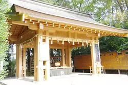 絶大なパワーとご利益！“八方除けの神様”が鎮座する寒川神社◎