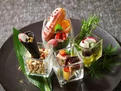 耳を澄ませば鈴虫の音色。「SUZUMUSHI CAFÉ」で夕涼みする夏。