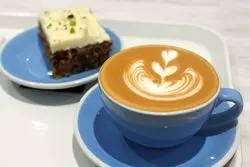 様々なシーンで利用できる♡おしゃれな「CAFE' SHOP」