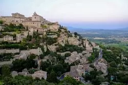 【世界の絶景inフランス】まるで絵本の世界♪天空の城と呼ばれる村