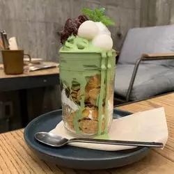 東岡崎すぐ！愛知にある〆パフェがおすすめのカフェダイニング♪