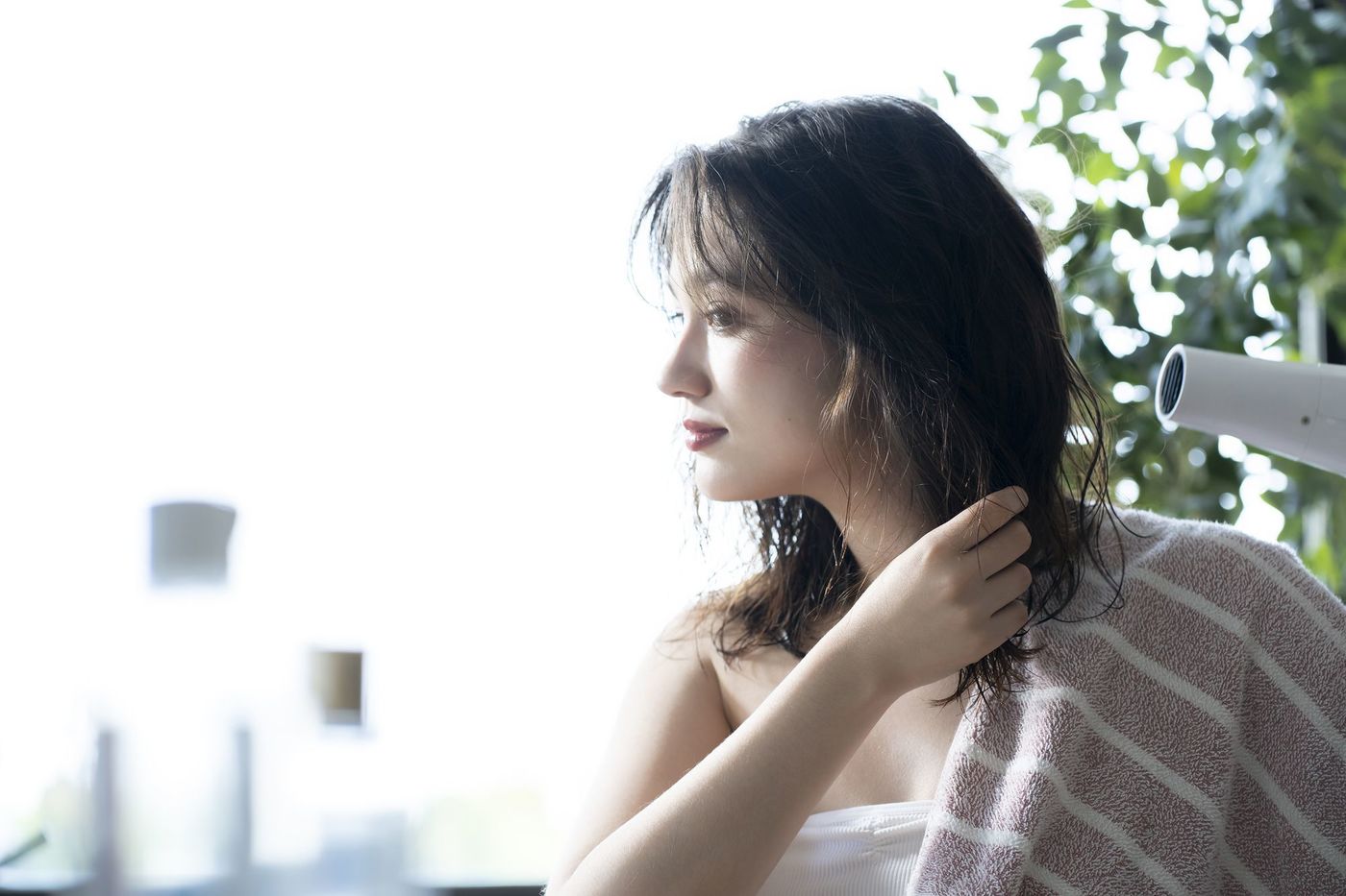 ヘアケア「サロニア トリートメントミストドライヤー」を徹底レビュー！元美容師さんに使用感を聞いてみた！の画像