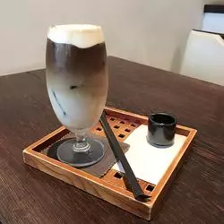 横浜センター北へ！大人カフェで濃厚珈琲と極厚ホットケーキを◎