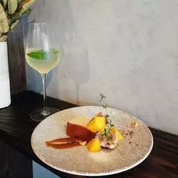 名古屋の夜をゆったり過ごす♡お酒が飲める夜カフェ3選