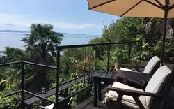 愛知の海を望む絶景カフェ！潮騒と心地よい音楽に包まれる♡