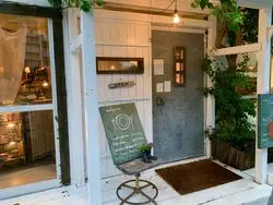 カフェ好き必見！「mofgmona」のカフェと沖縄工芸♪