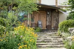 非日常な空間が大阪に♡自然の豊かさに触れられるカフェ！