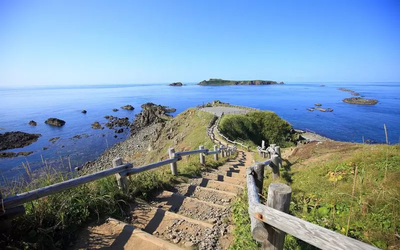 晴れた日は壮大な景色が広がる「スコトン岬」 1枚目