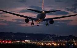 迫力ある飛行機と夜景を楽しめる◎大阪の穴場デートスポット♡