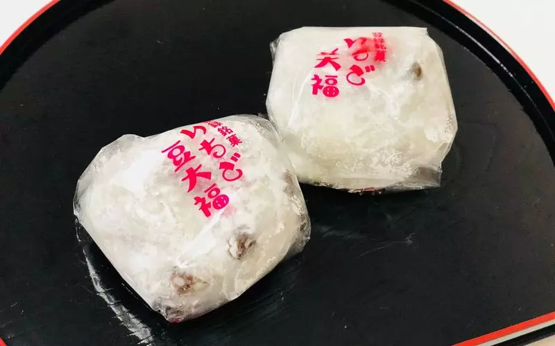 4. 老舗和菓子店の元祖いちご大福『大角玉屋』 1枚目