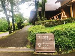 自然を求めて岐阜の山奥へ。ゆったりとカフェタイムを満喫♪