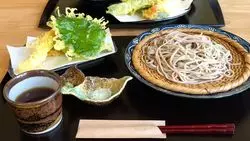 山梨の八ヶ岳散策後に♪「そば麓」でおいしいおそばを堪能！