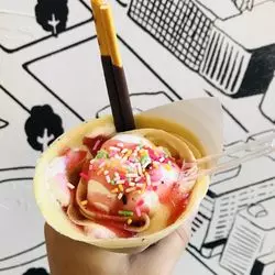 店内まで可愛い♡名古屋のタピオカミルク＆クレープの店