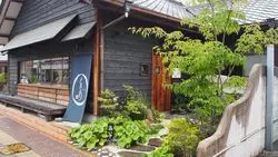 【梅雨を楽しもう】雨の日に出かけたい場所＆暑い日に食べたいもの　