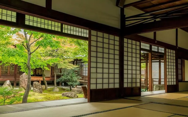 17. 『建仁寺』京都観光に安らぎを!中庭の景色と風神雷神図は見逃せない 1枚目