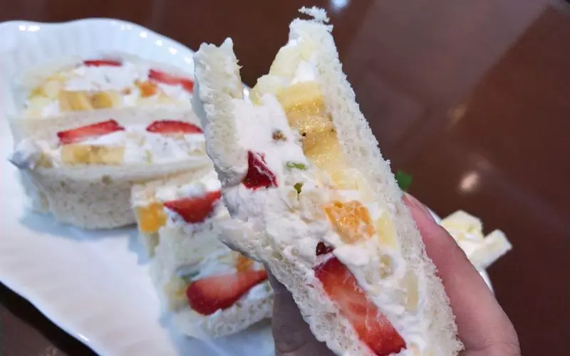 昔ながらのフルーツパーラーが美味い。 2枚目