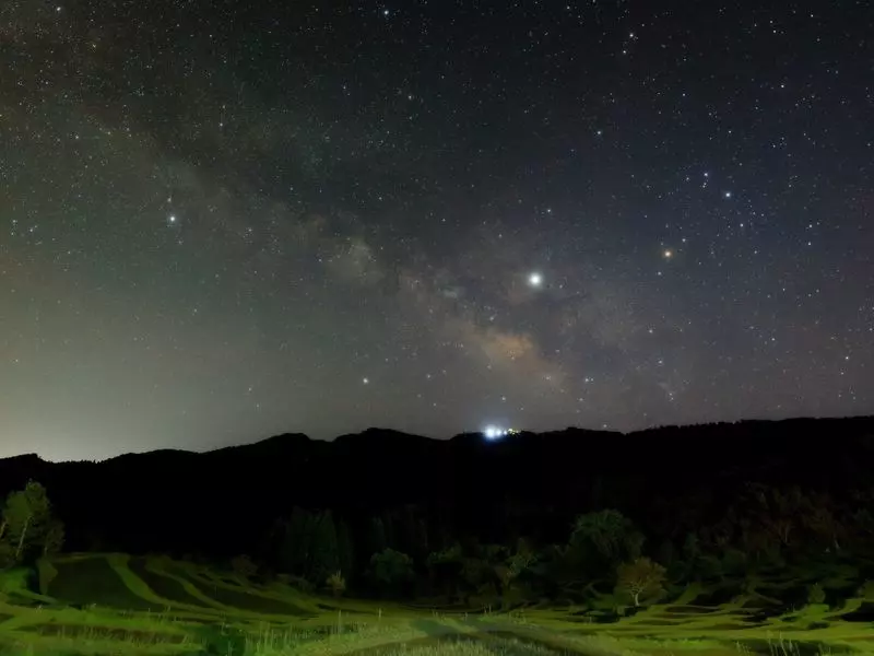 6. 千葉の棚田風景を前に広がる星空の絶景「大山千枚田」 1枚目