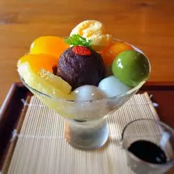 【旧軽井沢】混雑を避けて！裏道の隠れ家カフェに行ってみませんか？