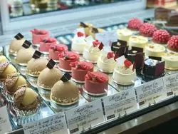 お洒落なケーキがずらり♡大阪本町の人気パティスリーをご紹介♪