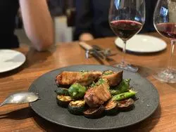 ワイン好き必見♡Bistro Voirdeauxで絶品料理とワインに酔いしれてみた
