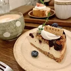 美味しいフルーツケーキが食べたい♪新大塚のSORORへ！