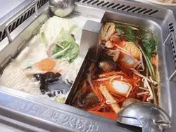 まるで中国旅行している様な気分☆新宿・これぞ海底火鍋！