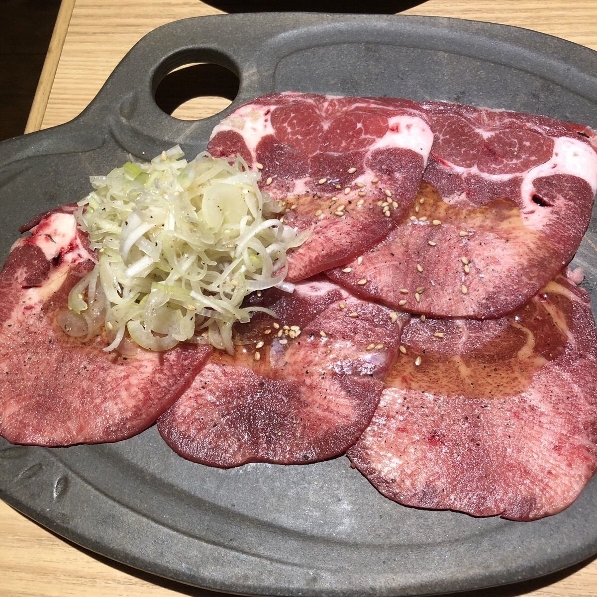 東京・目黒区の1度は行きたい焼き肉屋さん！名物元祖10秒ロースの画像