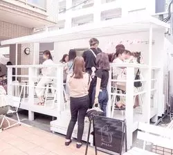 可愛いテイクアウトホルダーが人気！福岡で話題のコーヒースタンド♡