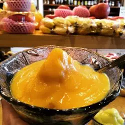 名古屋の"かきごおりすと"が通う！フルーツ店のかき氷「にしわき」