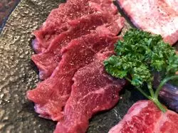 【美しい霜降りのトリコ】正直教えたくない、本当においしい焼肉屋「香楓苑」って？
