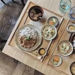 アツいぞ大阪！筆者おすすめランチ＆カフェコースのご紹介♪