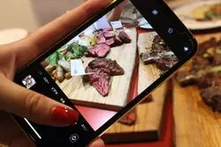 「もう、肉しか信じない。」女子3人肉食ディナーの新提案。【肉LABO 横浜】がイイ♡