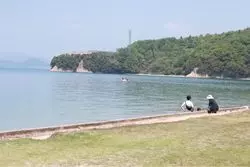 広島の海に家族旅行で