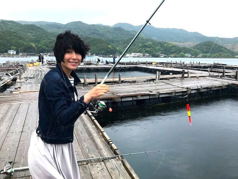 淡路島の 海上釣り堀 で釣り体験 その後に釣った魚をお刺身で Aumo アウモ 淡路島の 海上釣り堀 で釣り体験 その後に釣った魚をお刺身で Aumo アウモ