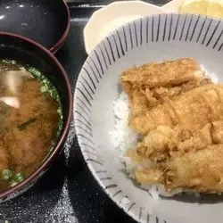 東京で美味しい魚介を味わいたい！「愛養」のさくさく天ぷらランチ♡
