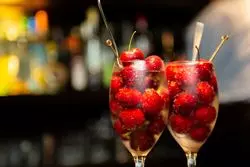 【cafe感覚で寄れるbar】銀座にあるのにフラッと通える「L'aurora」って？