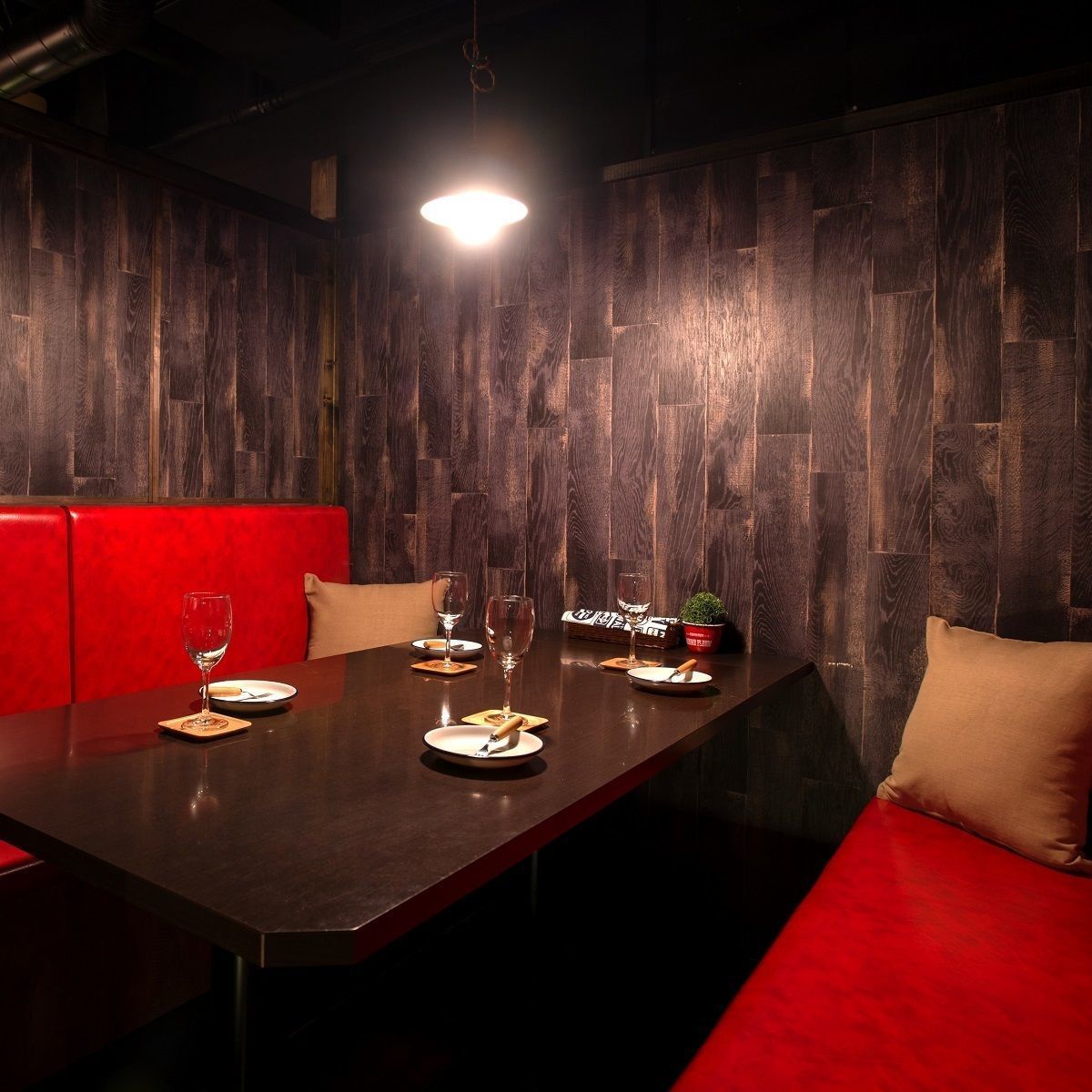 梅田の肉バルを個室で満喫♪おしゃれでデートにもおすすめな5選！の画像