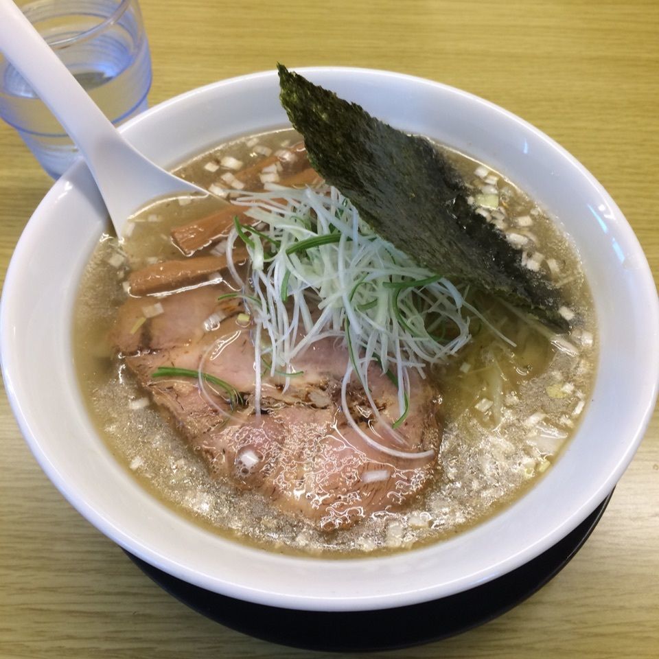 麺屋 つるる