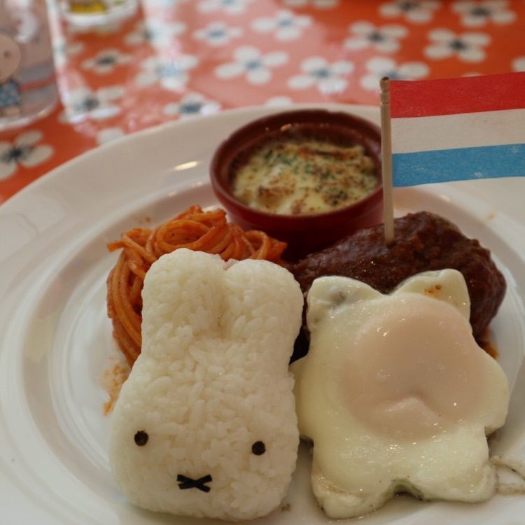 ミッフィーカフェかまいし