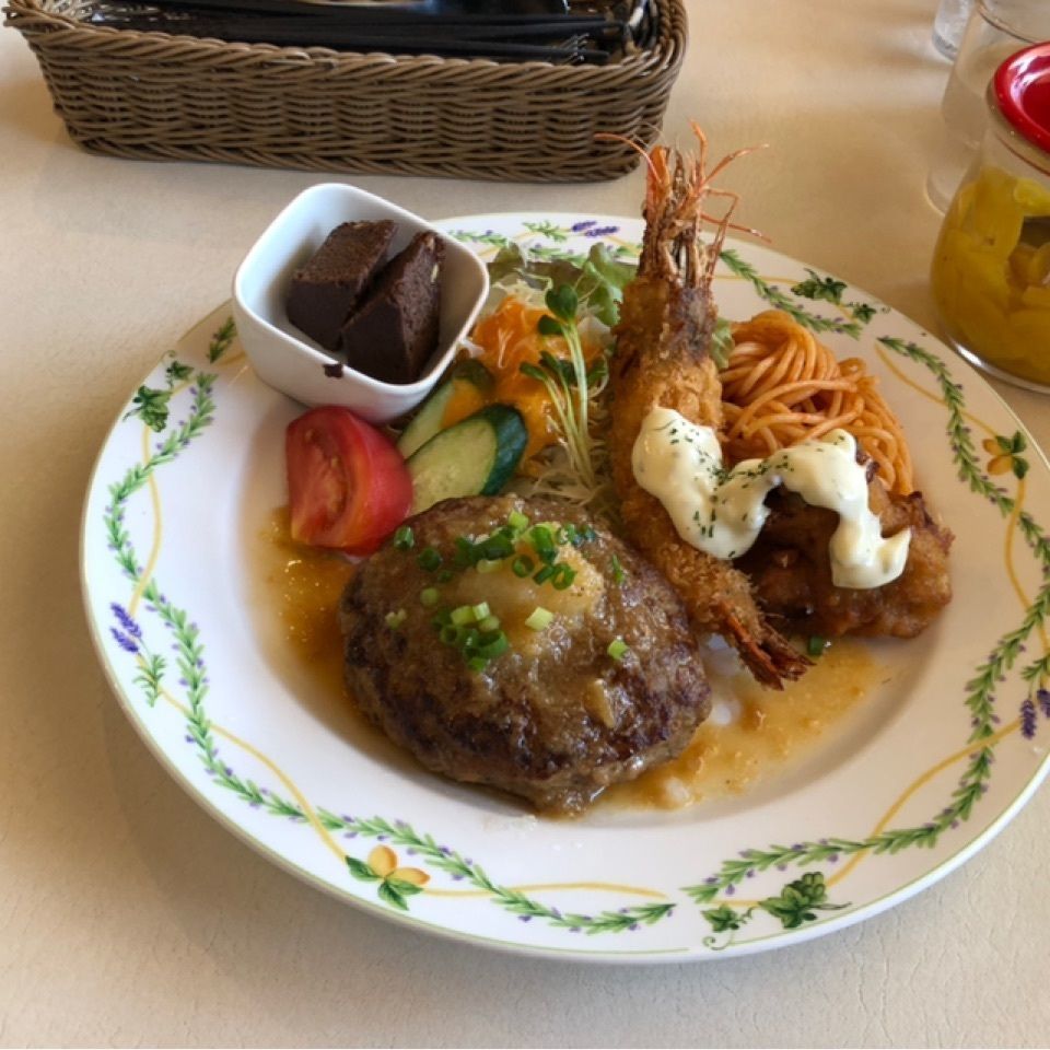 洋風食堂 枝(エダ)