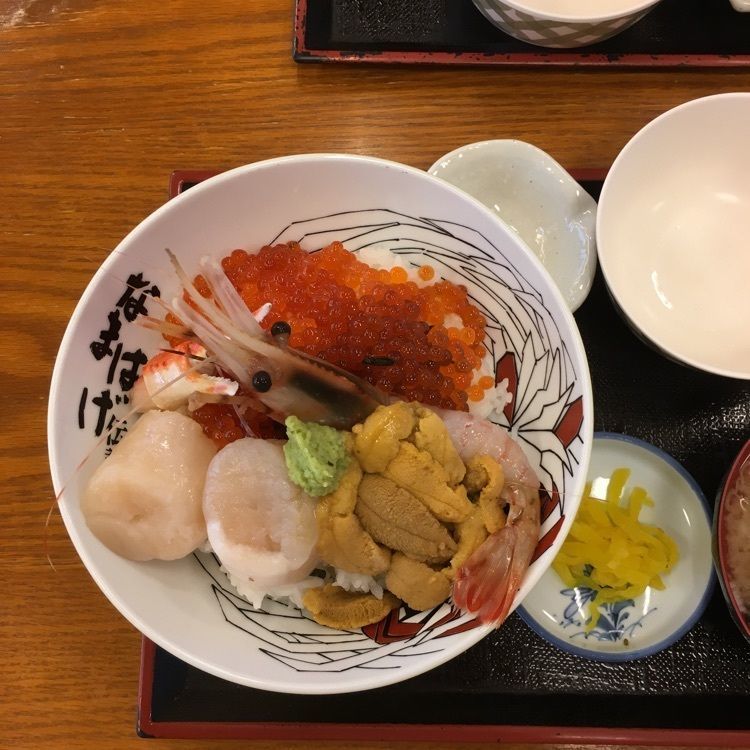 味処ドライブイン 灯台荘(トウダイソウ)