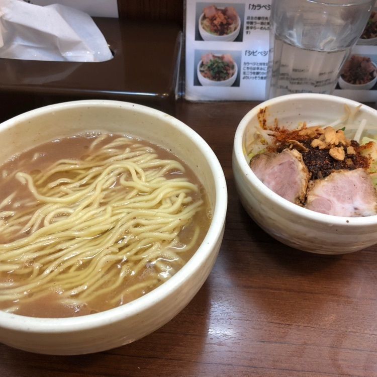 麺処 一笑(メンドコロ イッショウ)