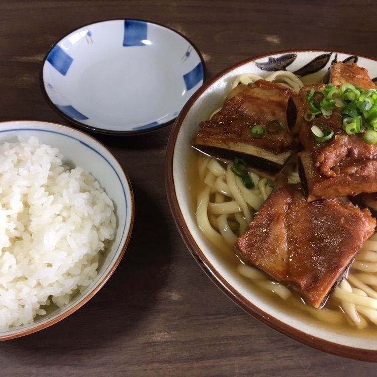 山原そば(やんばるそば)