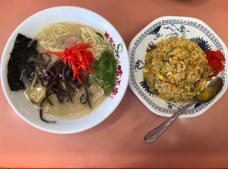 佐賀ラーメン 喰道楽 武雄店