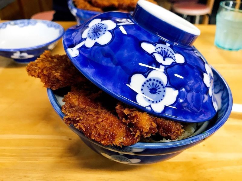 安田屋（やすだや）