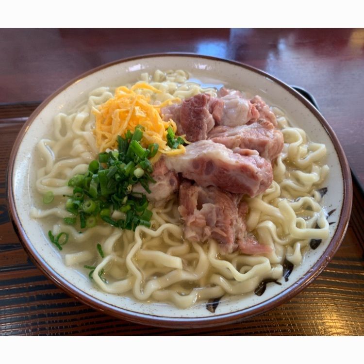 高江洲そば(たかえす)