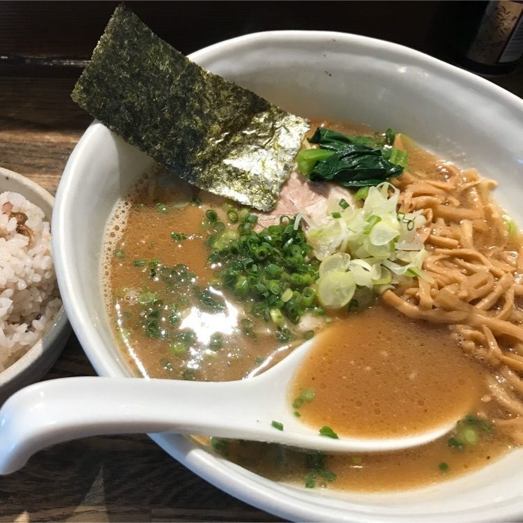 RAMEN CiQUE(ラーメン チキュウ)