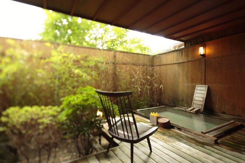 森の隠れ宿たてしな薫風