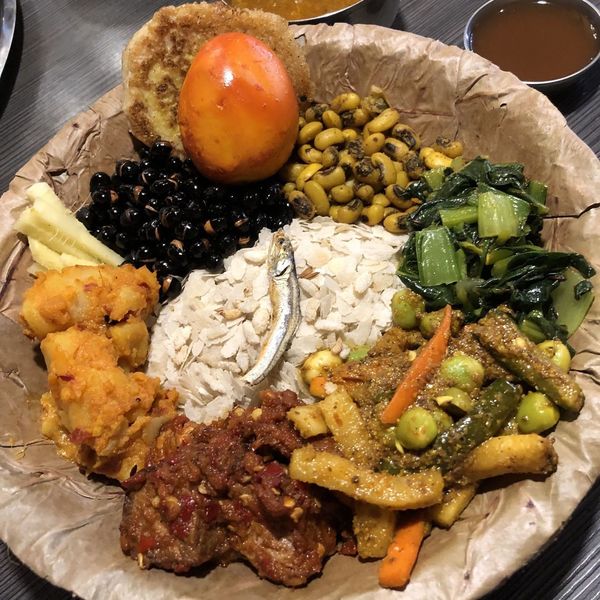 ネパール民族料理 アーガン（AANGAN）