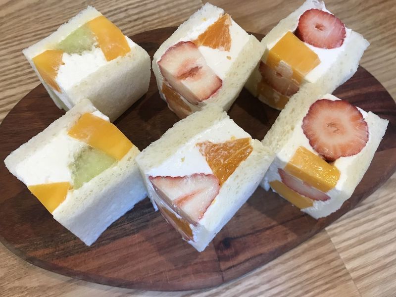 ロジエ 本店(Rosier)